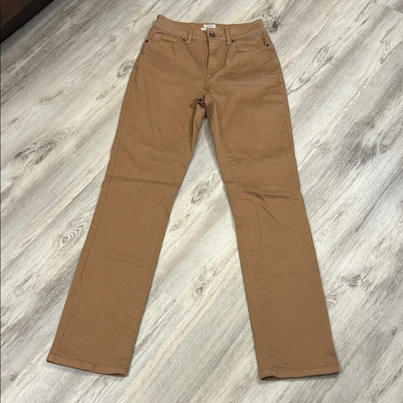 L.L. Bean Women’s True Shape Classic Fit Straight Leg Cotton Blend Denim Jeans - Picture 1 of 9